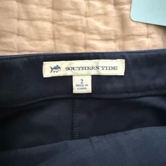Southern Tide Jourdan Performance Skort Sz 2, Navy - Picture 10 of 13